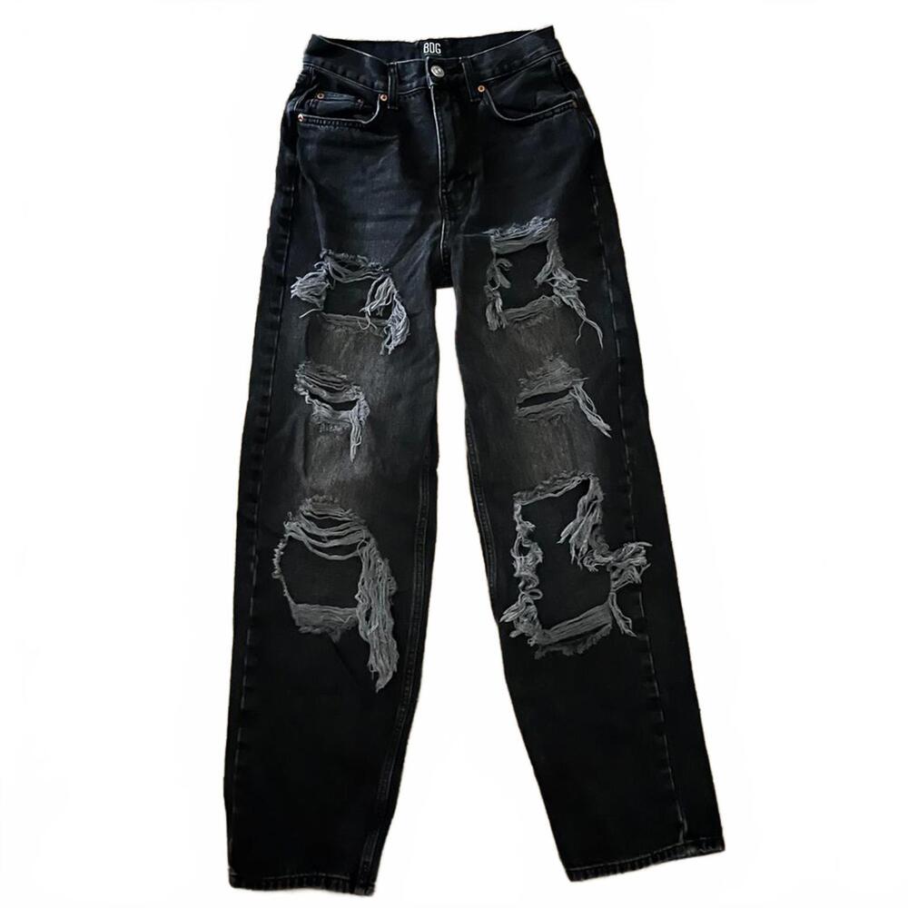 BDG Urban Outfitters, W26, Black, Distressed Boyfriend Jeans